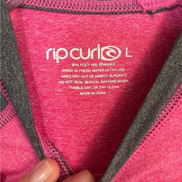 Rip curl rash guard - Picture 2 of 3